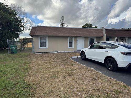 19354-19354 Nw 28th Ct, Miami Gardens, FL, 33056-2440 | Card Image