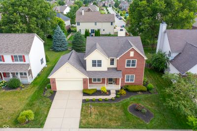 11866 Weathered Edge Drive, House other with 4 bedrooms, 2 bathrooms and null parking in Fishers IN | Image 2