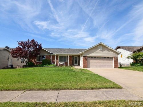 12028 Clichy Ln, Bridgeton, MO, 63044-3501 | Card Image
