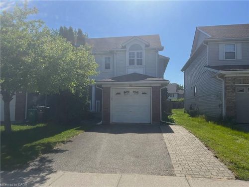 16 King William Court, Cambridge, ON, N3C4J2 | Card Image