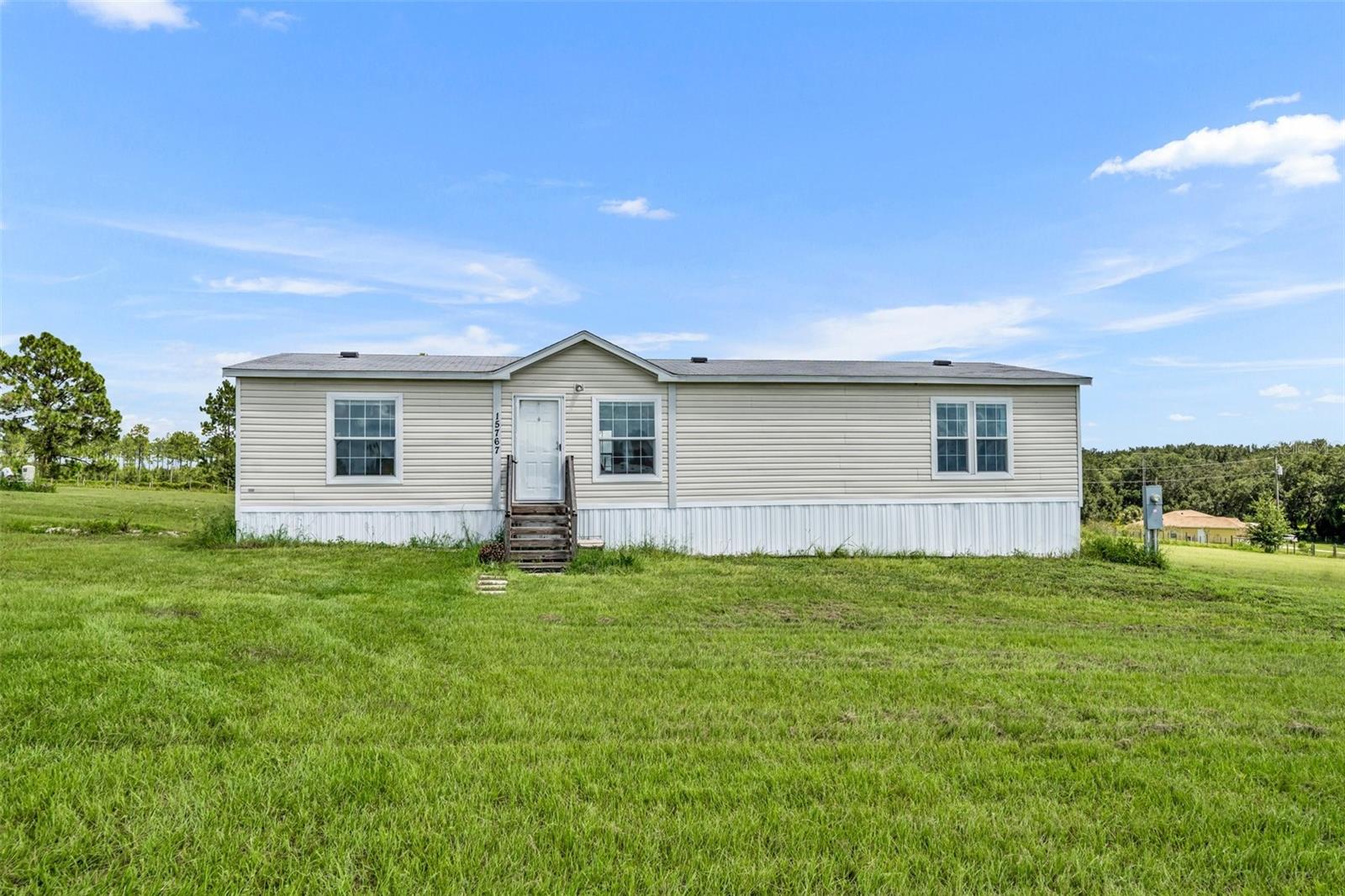 165th Ct, Weirsdale, FL 32195