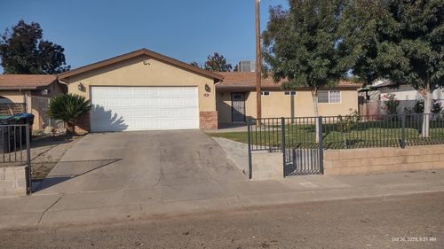 1363 State St, Porterville, CA, 93257-9112 | Card Image