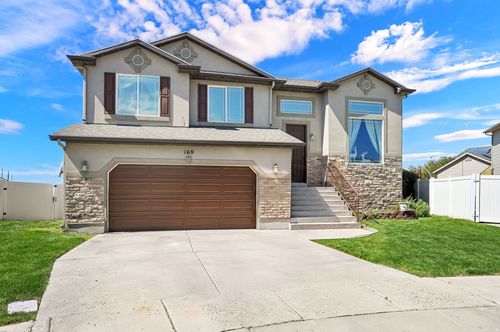169 Walton Ct, North Salt Lake, UT, 84054-6089 | Card Image