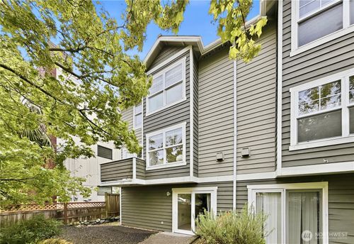 b-2427 Nw 57th St, Seattle, WA, 98107-3232 | Card Image