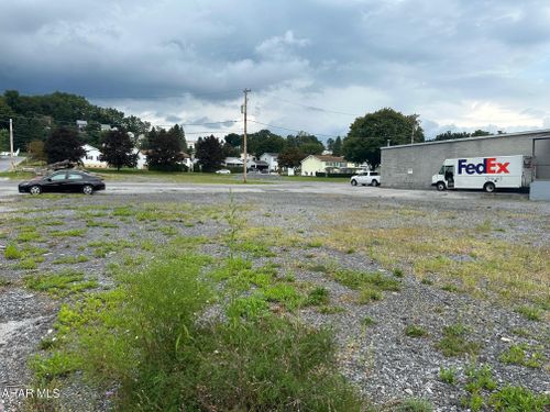 1330 Pleasant Valley Blvd, Altoona, PA, 16602-4631 | Card Image