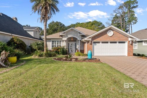 105 Lagoon Dr, Gulf Shores, AL, 36542-8217 | Card Image