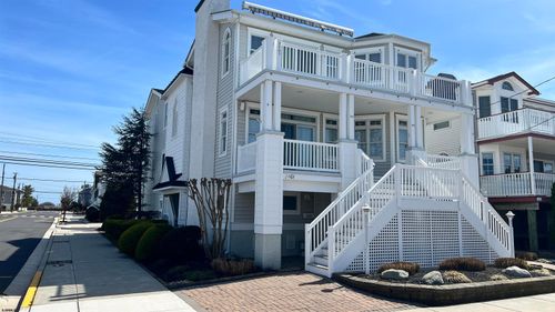 2nd-floor-2403 Asbury Ave, Ocean City, NJ, 08226-2422 | Card Image