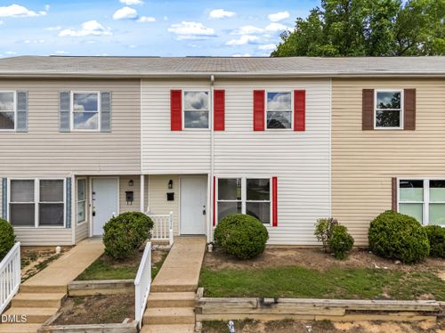 8216 Merriweather Cir, Raleigh, NC, 27616-5699 | Card Image
