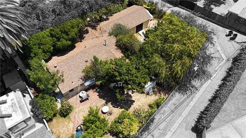 19138 Topham St, Tarzana, CA, 91356-1201 | Card Image