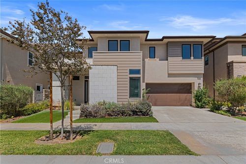 57 Ray, Irvine, CA, 92618 | Card Image