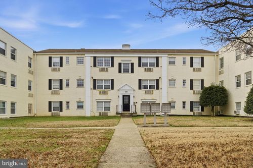 05-101-2239 Farrington Ave, ALEXANDRIA, VA, 22303-1543 | Card Image