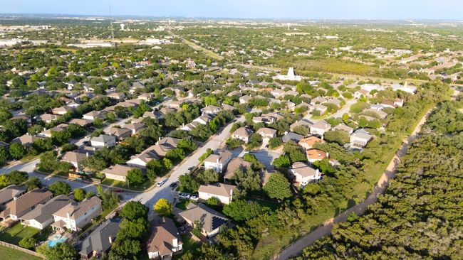 Aerial view of the neighborhood. | Image 32