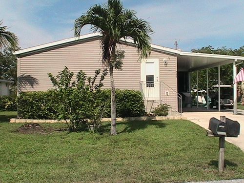 7377 Se Swan Ave, Hobe Sound, FL, 33455-4584 | Card Image