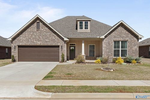 139 Midpark Dr, Meridianville, AL, 35759-1731 | Card Image