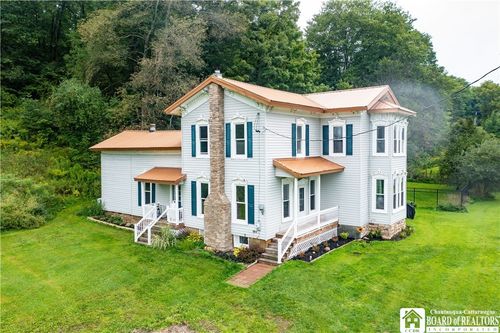 5241 Thornton Rd, Gerry, NY, 14740-9547 | Card Image