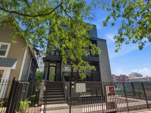 2f-5039 N Winthrop Ave, CHICAGO, IL, 60640-6442 | Card Image