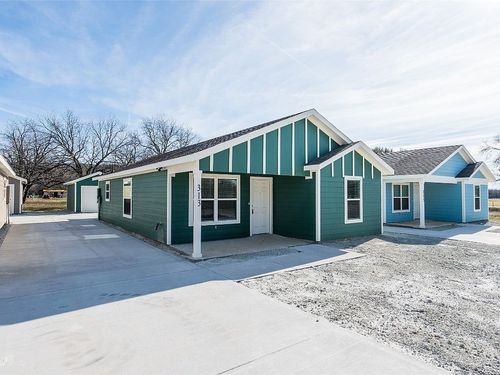 313 Sw 14th Ave, Mineral Wells, TX, 76067-5183 | Card Image