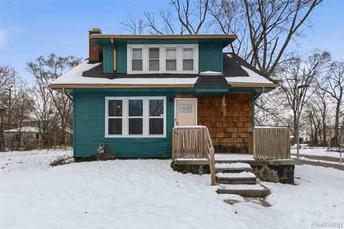 16800 Santa Rosa Dr, Detroit, MI, 48221-2629 | Card Image