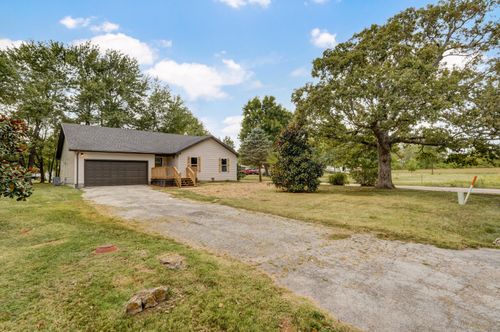 473 Patterson St, Seymour, MO, 65746-6233 | Card Image
