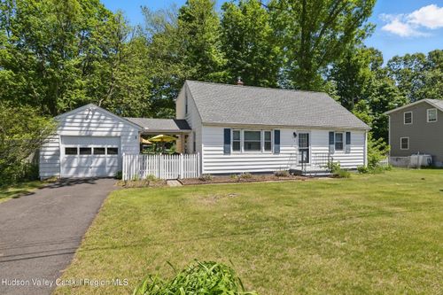 1 Huguenot Rd, Tillson, NY, 12486-1502 | Card Image