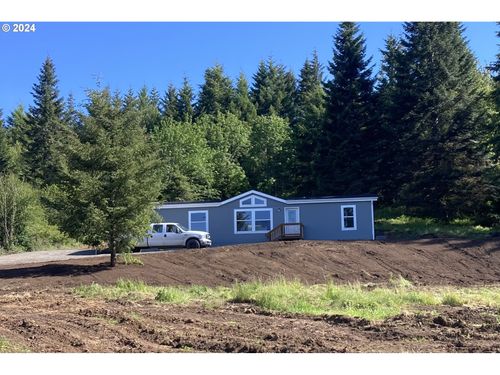30380 Salmon River Hwy, Grand Ronde, OR, 97347-9400 | Card Image