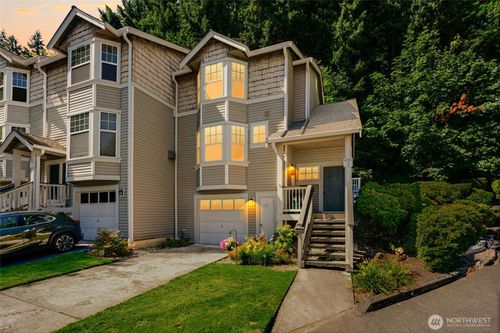 unit-3-9725 178th Pl Ne, Redmond, WA, 98052-6976 | Card Image