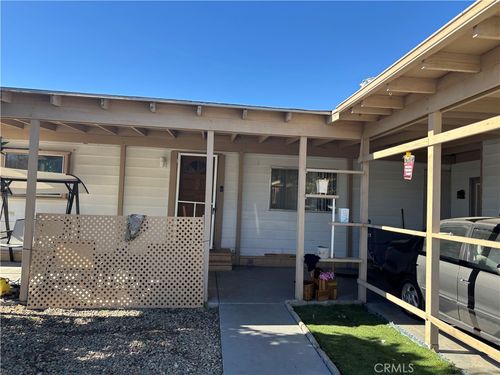 746 Portola Dr, Hemet, CA, 92543 | Card Image