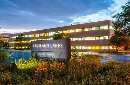 246 E Janata Blvd, Lombard, IL, 60148-5317 | Card Image