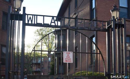 c-39 Willard St, Hartford, CT, 06105-1821 | Card Image