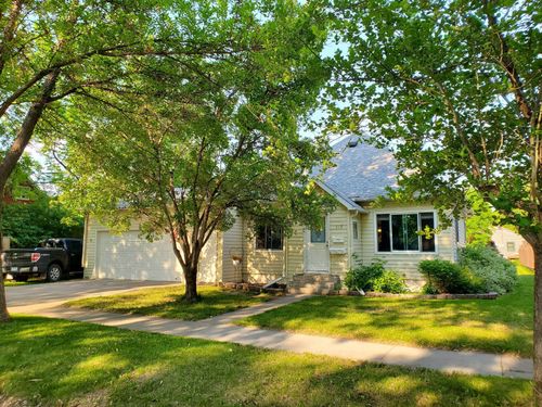 319 Jackson Ave, Crookston, MN, 56716-2013 | Card Image