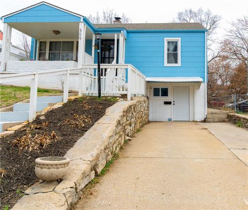 505 N Bellaire Ave, Kansas City, MO, 64123-1508 | Card Image