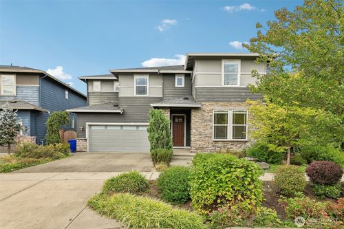 734 Ne 4th Street, North Bend, WA, 98045 | Card Image
