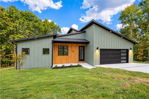 76 Cromarty Dr, Bella Vista, AR, 72715-4202 | Card Image