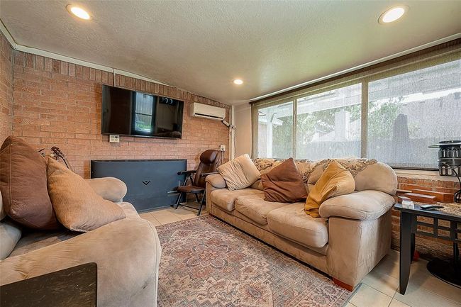 11823 Caprock Canyons Ln, House other with 4 bedrooms, 3 bathrooms and 2 parking in Sugar Land TX | Image 14
