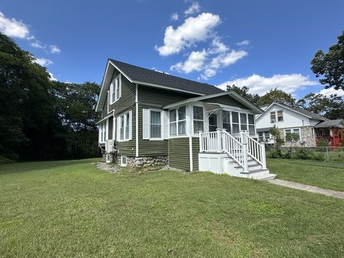 9 Idalla Ave, Worcester, MA, 01606-1048 | Card Image