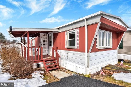 96 Buttonwood Dr, Dillsburg, PA, 17019-1100 | Card Image