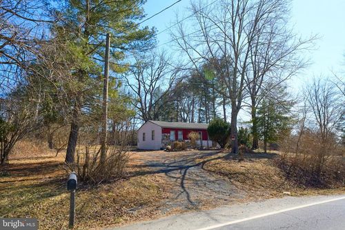 20520 Gleedsville Rd, LEESBURG, VA, 20175-6530 | Card Image