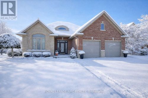 45 Timber Creek Crescent, Pelham (Fonthill), ON, L3E0P3 | Card Image