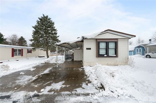 13009 Kevin Ln, Chardon, OH, 44024-8940 | Card Image