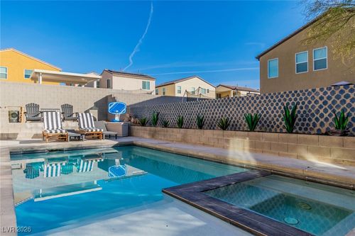 6883 Merril Summit Ct, Las Vegas, NV, 89142-3657 | Card Image