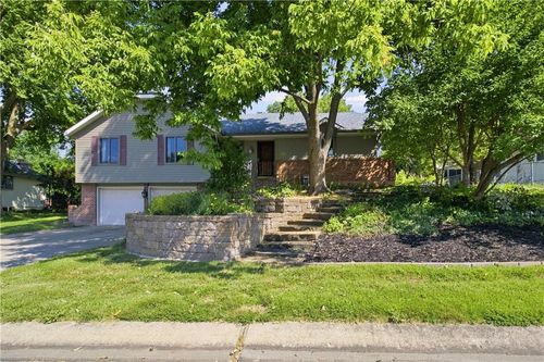 1005 Plaza Pl, Warrensburg, MO, 64093-3109 | Card Image