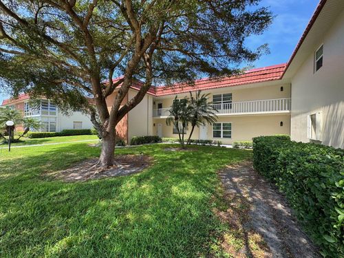 207-1 Vista Palm Lane, Vero Beach, FL, 32962 | Card Image