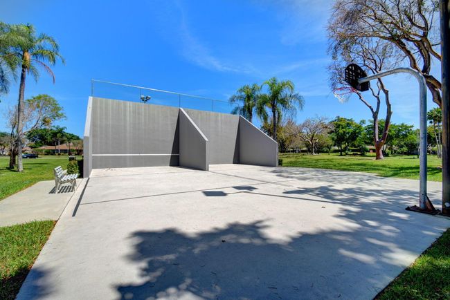 8129 Springtree Rd, Condo with 2 bedrooms, 2 bathrooms and null parking in Boca Raton FL | Image 61