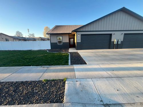 b-606 Warner Ave, Lewiston, ID, 83501-5127 | Card Image