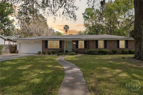 32 Romney Pl, Savannah, GA, 31406-7527 | Card Image