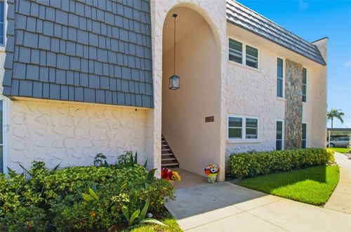 211-211 Fernwood Cir, SEMINOLE, FL, 33777-4865 | Card Image