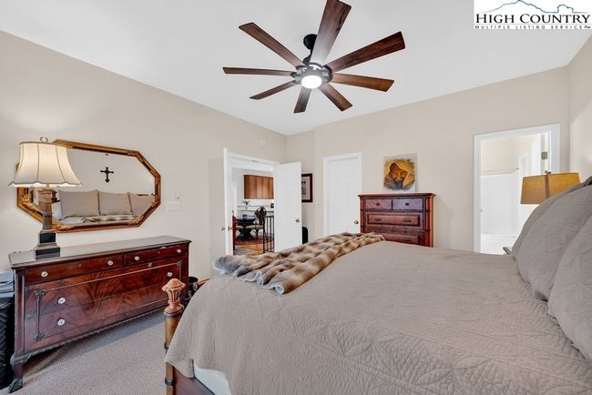201 - 164 Evergreen Springs Ct, Condo with 2 bedrooms, 3 bathrooms and null parking in Blowing Rock NC | Image 26