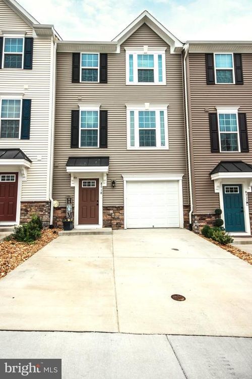 8718 Stevenson Ln, SPOTSYLVANIA, VA, 22553-1992 | Card Image
