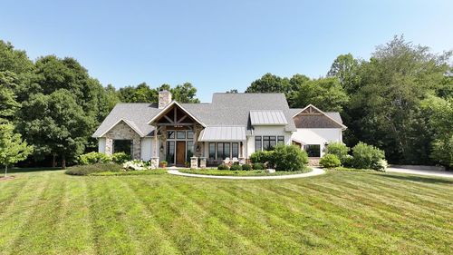 76 Smith Rd, Bellville, OH, 44813-9094 | Card Image