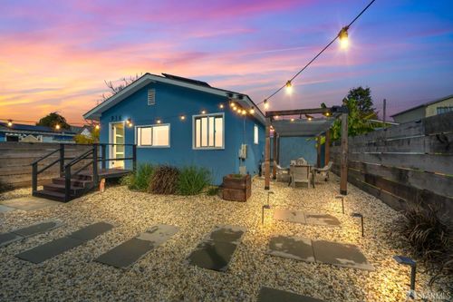 914 44th St, Oakland, CA, 94608-3404 | Card Image